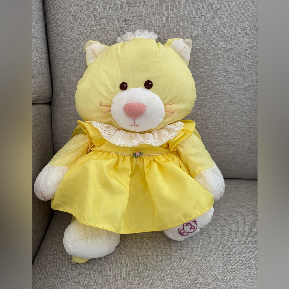 Vintage Fisher Price Puffalump Yellow Cat W Dress 17”
